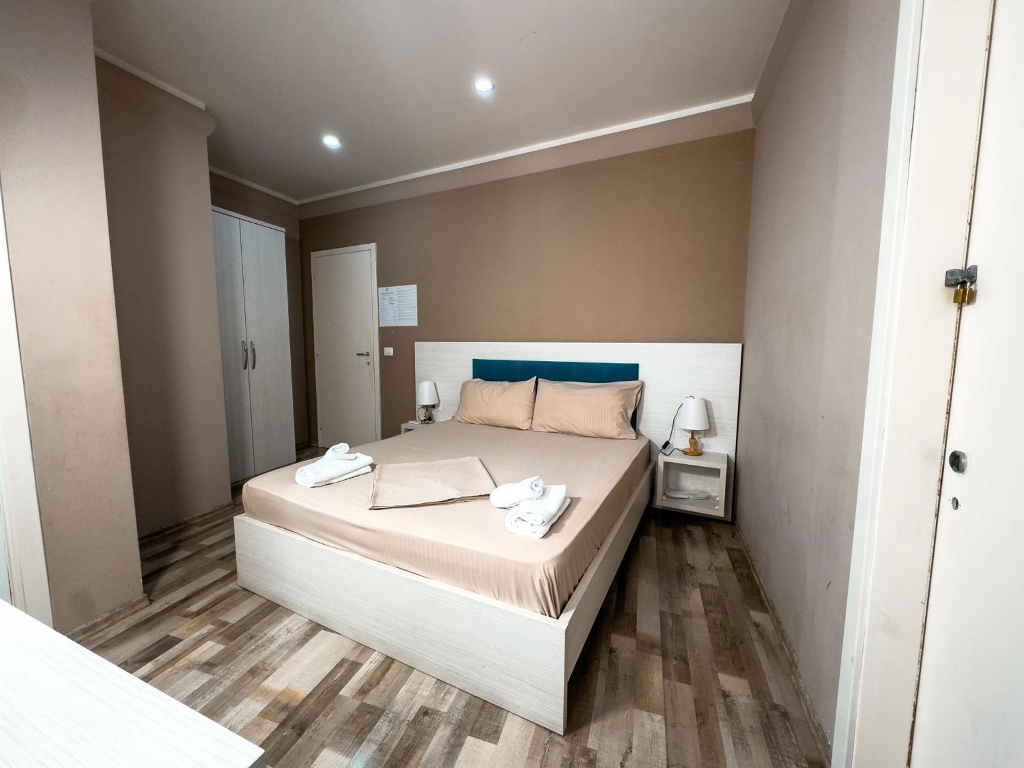 Shkodra Budget Hotel Εξωτερικό φωτογραφία
