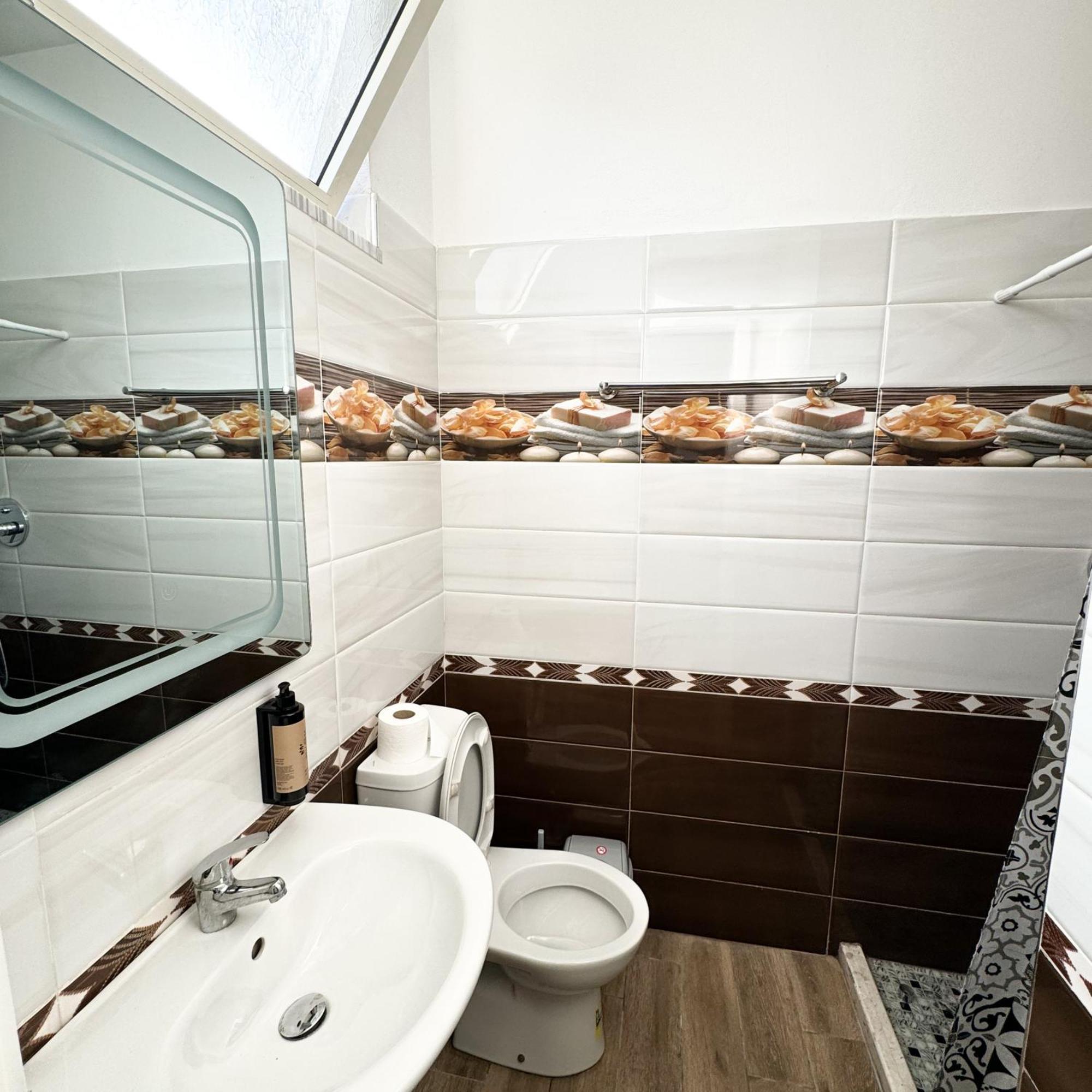 Shkodra Budget Hotel Εξωτερικό φωτογραφία